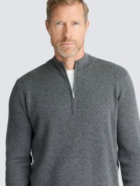 Unbound Merino Medium Charcoal Men's Quarter Zip-Up Sweater